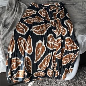 Black and brown maxi skirt
